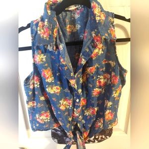 Floral tie front top